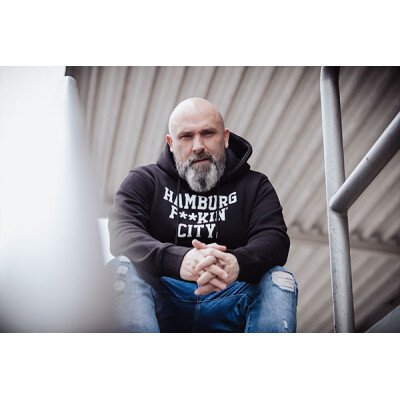Niko Backspin zu Besuch im Aight HQ* - 